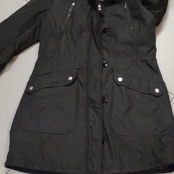 Coat - Picture 1 of 6